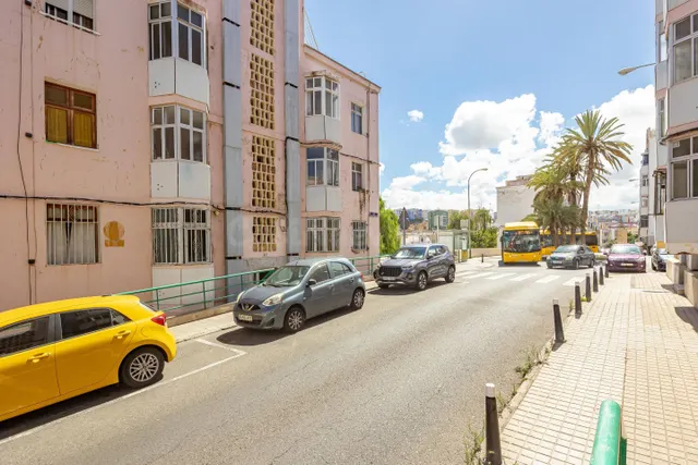 PISO EN VENTA EN LAS REHOYAS - foto 2