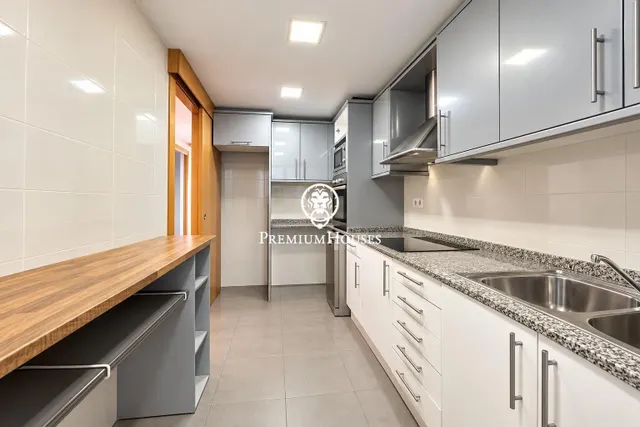 Piso en venta en buen estado en la zona de Sagrada Família — 6
