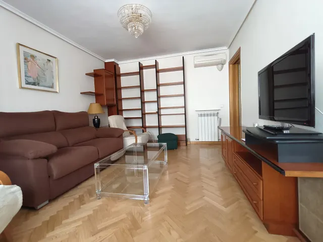 Piso 1 habitación 52m² en alquiler - Tetuán — 7