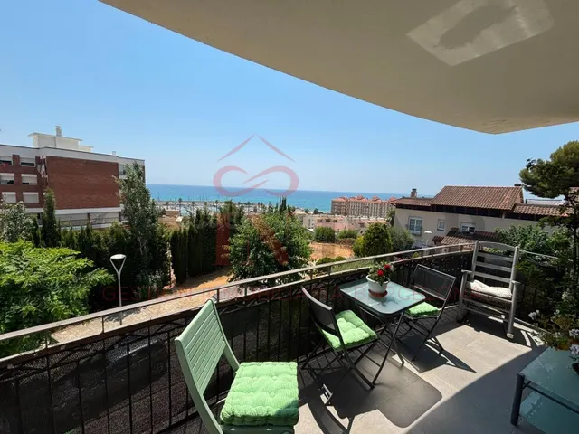 Ático dúplex con vistas panorámicas al mar y gran roof top p - foto 2