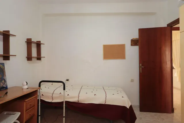 Piso en venta junto a calle Ángel Bruna de 110 m2, 3 dormitorios, baño y aseo, balcon y terraza acristalada — 15