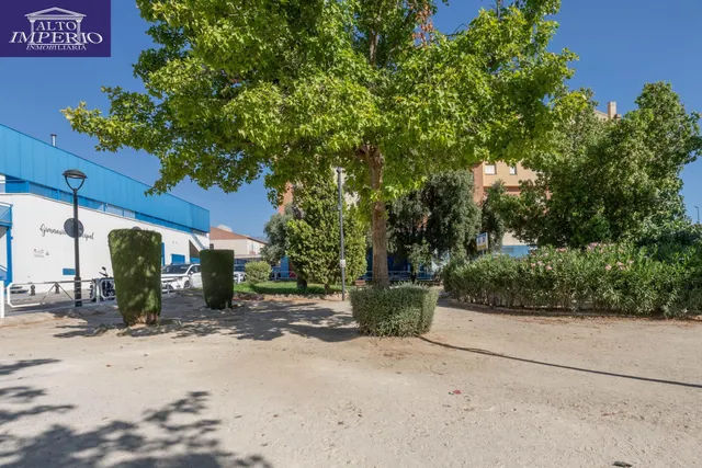 Encantadora Casa Reformada en Ogijares con Vistas y Espacios para Disfrutar — 47