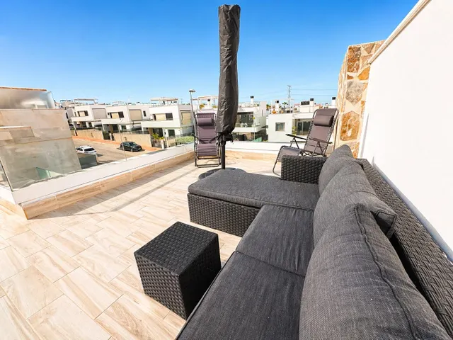 Adosado contemporáneo  PAU-26 con piscina privada y solárium — 35