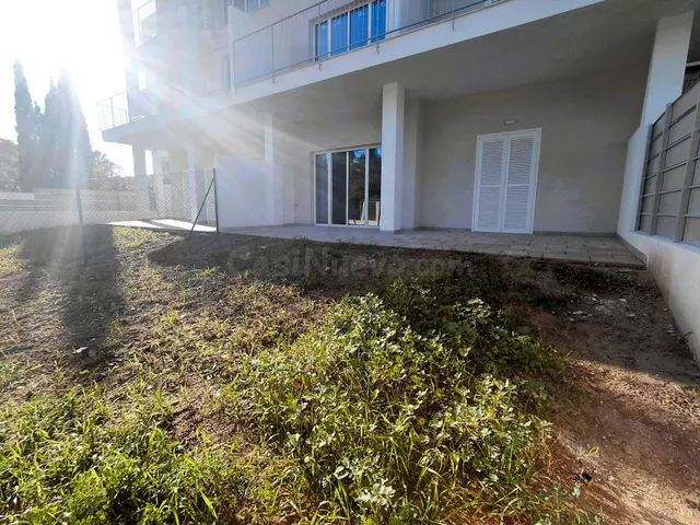 🌿 Planta baja con jardín a 200 m del mar – Cala Bona (Obra n - foto 2