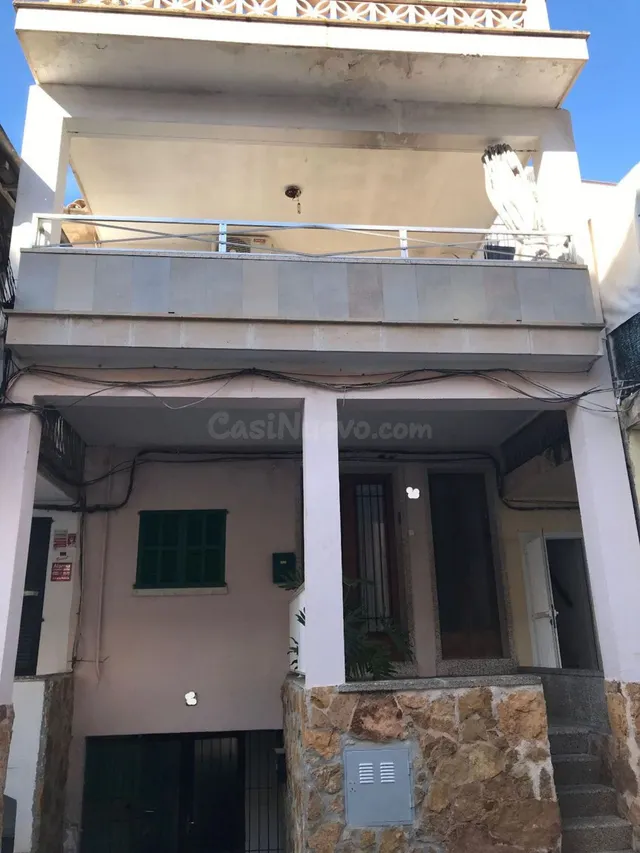 Edificio en Arenal de Llucmajor — 2