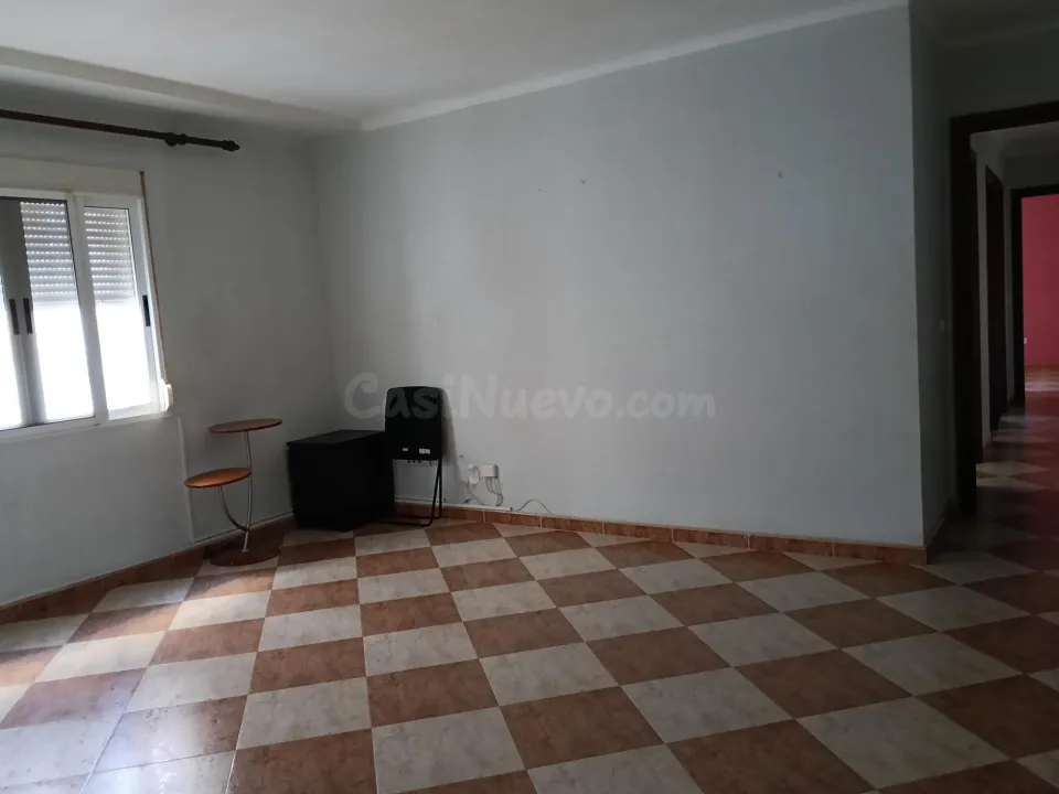Vivienda por avenida sanidad publica cerca al estadio