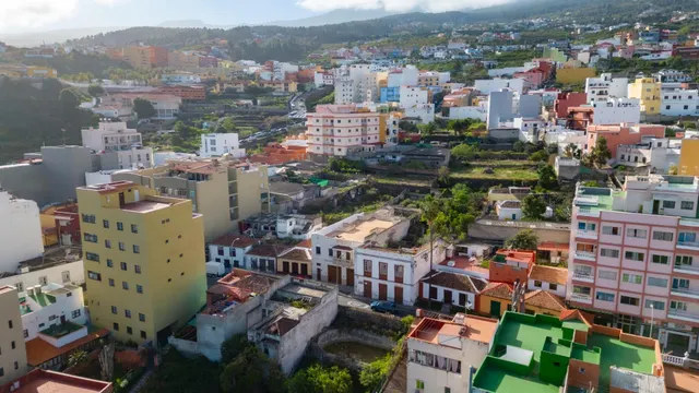 TERRENO URBANO EN ICOD — 11