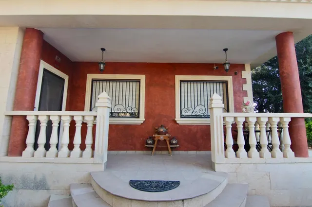 Alquiler larga estancia chalet con piscina — 15