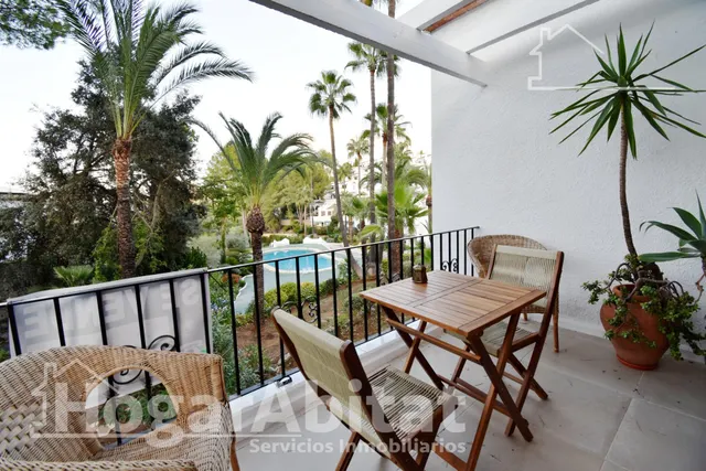 ¡Espectacular! Sofisticado y luminoso en residencial de lujo con piscina y solarium — 10