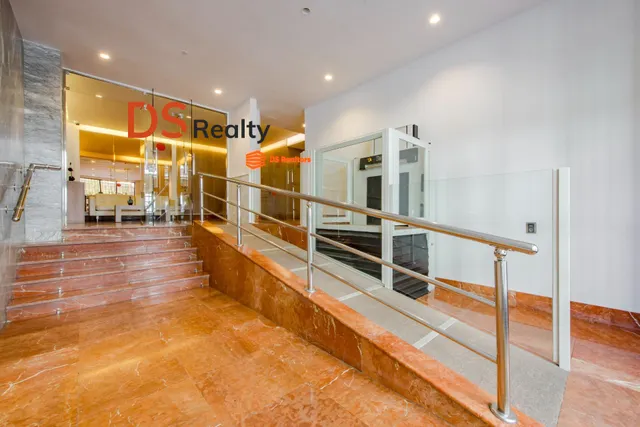 PISO EN VENTA EN LOPE DE RUEDA — 29