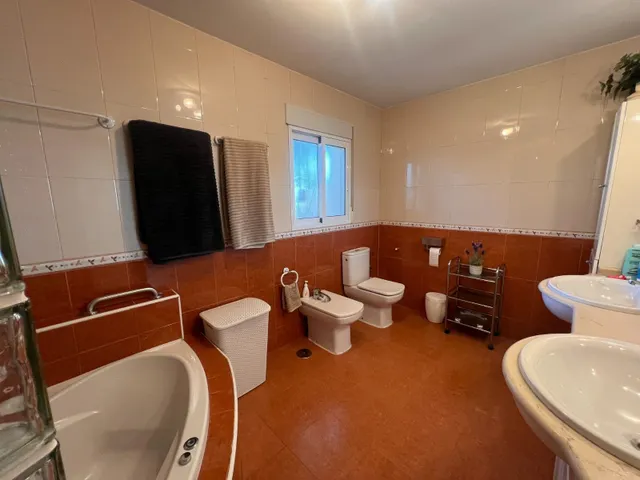 Casa de Pueblo 6 habitaciones 341m² en venta - Costa blanca — 28