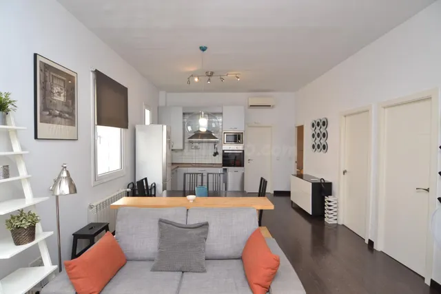 VIVIENDA DE 3 DORMITORIOS EN CHAMBERI - foto 2