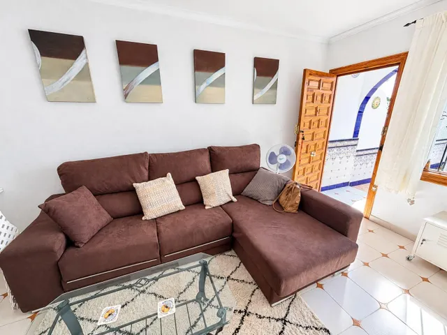 Dúplex / vivienda amplia con piscina y dos terrazas — 16