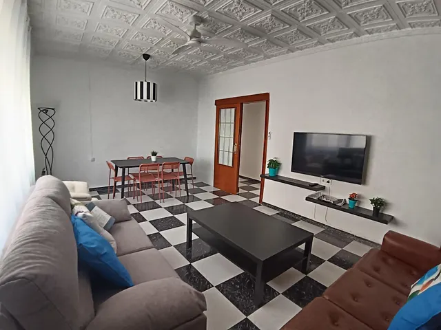 ¡atención, estudiantes de Cartagena! — 18