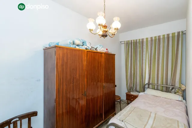 Piso para reformar junto a Plaza Einstein – 3 dormitorios y vistas despejadas — 24