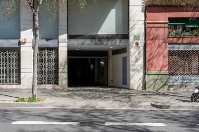 Parking 10m² en alquiler - Barcelona — 11