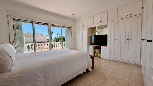 Villa 4 habitaciones 162m² en venta - Doña Pepa — 45