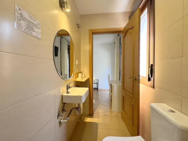 HOSTAL RESTAURANTE EN PLENO CASCO ANTIGUO DE CANDELEDA — 27
