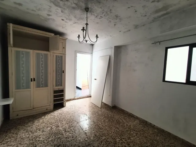 OPORTUNIDAD DE DOS CASAS EN UNA — 15