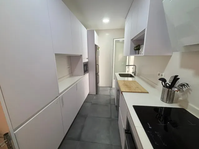 Vivienda en alquiler 4 dormitorios con garaje. Murcia Centro. — 7