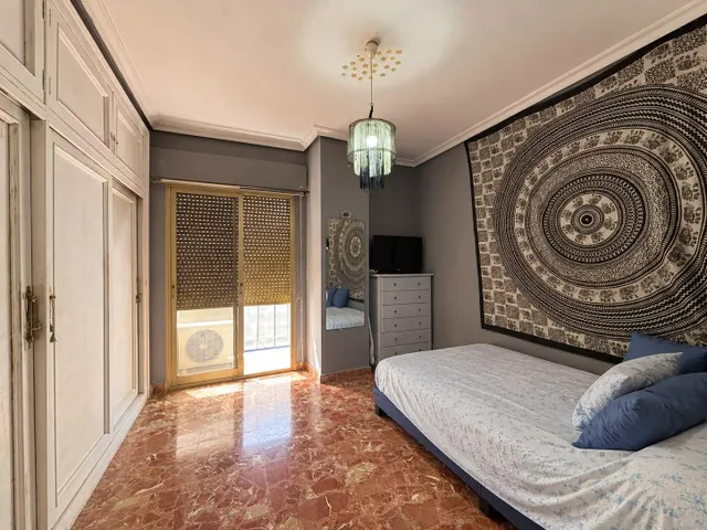 Piso en venta de 4 dormitorios, 3 baños, balcón y patio — 10
