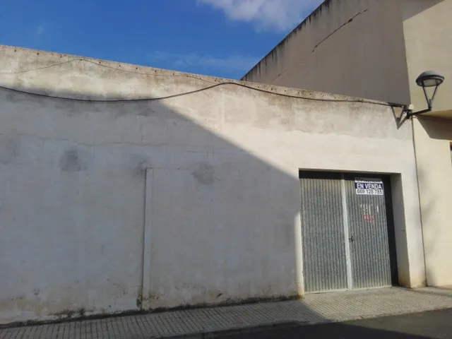 OPORTUNIDAD GARAJE DE 80 METROS EN SOLAR EDIFICABLE DE 208, EN MORA LA NOVA — 10