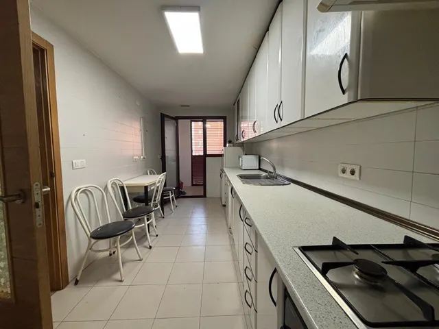 Se vende amplio piso en plaza europa — 8