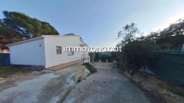 CASA OCUPADA DE 88 M2, 3 habitaciones, 1 BAÑOS, EN C/ CAMPANYA, LLORET DE MAR — 14