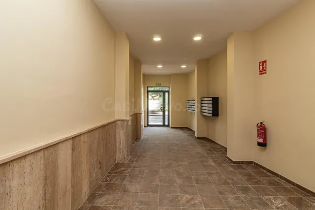 PLAZAS DE APARCAMIENTO EN EDIFICIO DE OBRA NUEVA EN OROPESA  - foto 5