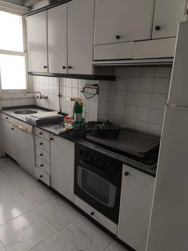 Gran Piso para reformar en calle Estrella , Carballo - foto 2