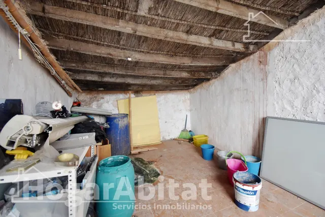 CASA MUY AMPLIA PARA REFORMAR, CON TERRAZA Y TRASTERO — 21