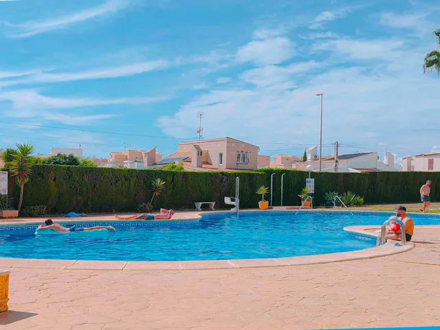 Playa Flamenca! Encantador Bungalow con gran terraza y vistas despejadas + Solarium privado con vistas al mar + Piscina comunitaria + Parking comunitario — 33