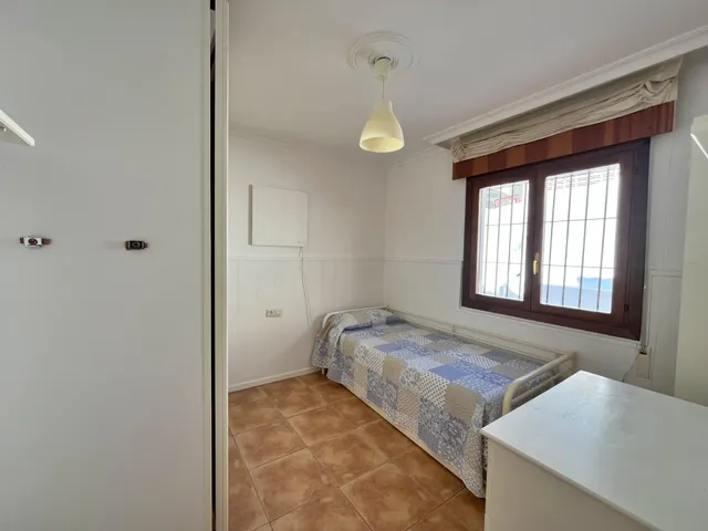Chalet adosado con vistas laterales al mar y garaje para dos coches en La Cala del Moral — 26