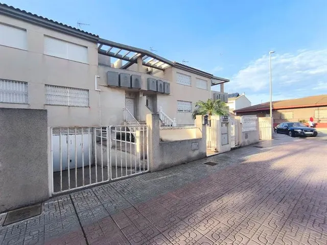 Casa 4 habitaciones 185m² en venta - La Magdalena - foto 3