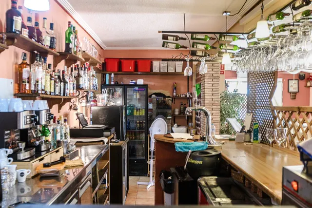 Local comercial en venta - La veleta — 13