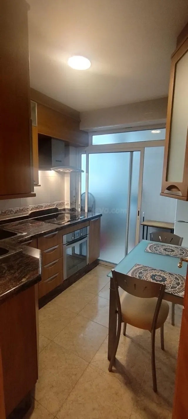 PISO EN PARQUE GARCIA LORCA PARA CHICAS ESTUDIANTES - foto 3