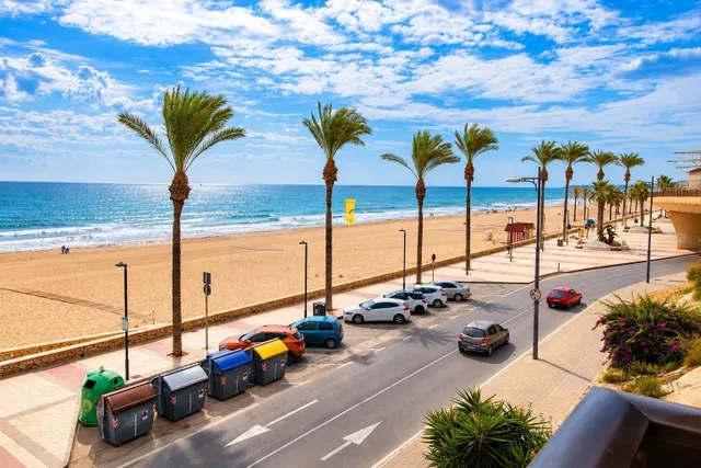 APARTAMENTO DE 2 DORMITORIOS 1 BAÑO EN EL CAMPELLO ( ALICANTE ) — 28