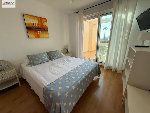 Chalet adosado en primera linea de playa - foto 4