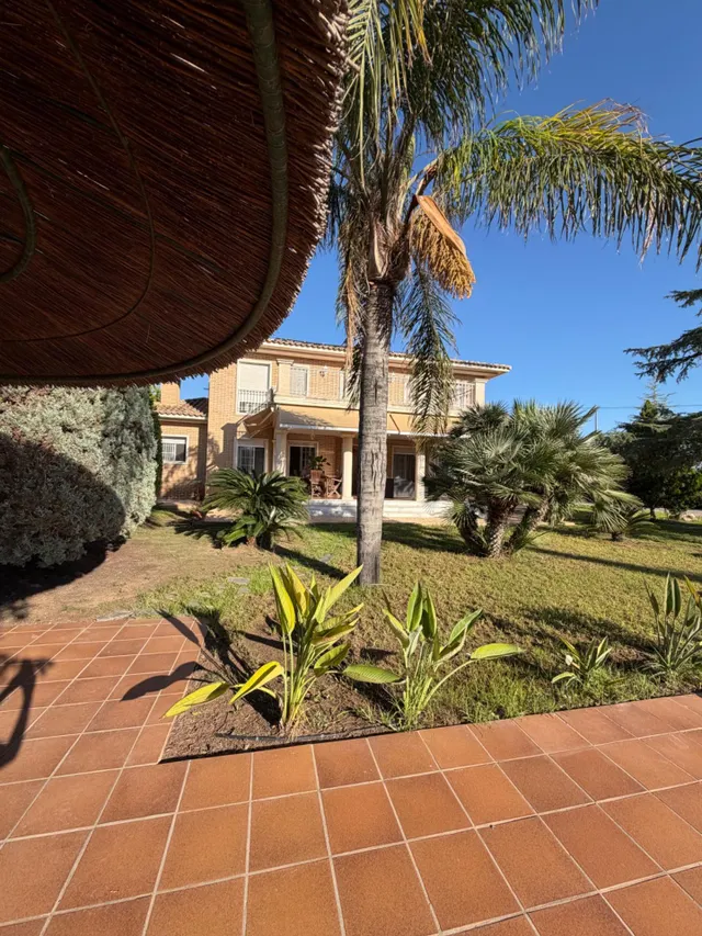 CHALET EXCLUSIVO EN ALZABARES ELCHE, CON PISCINA, ALTAS CALIDADES Y A SOLO 2 KM DEL HOSPITAL — 19