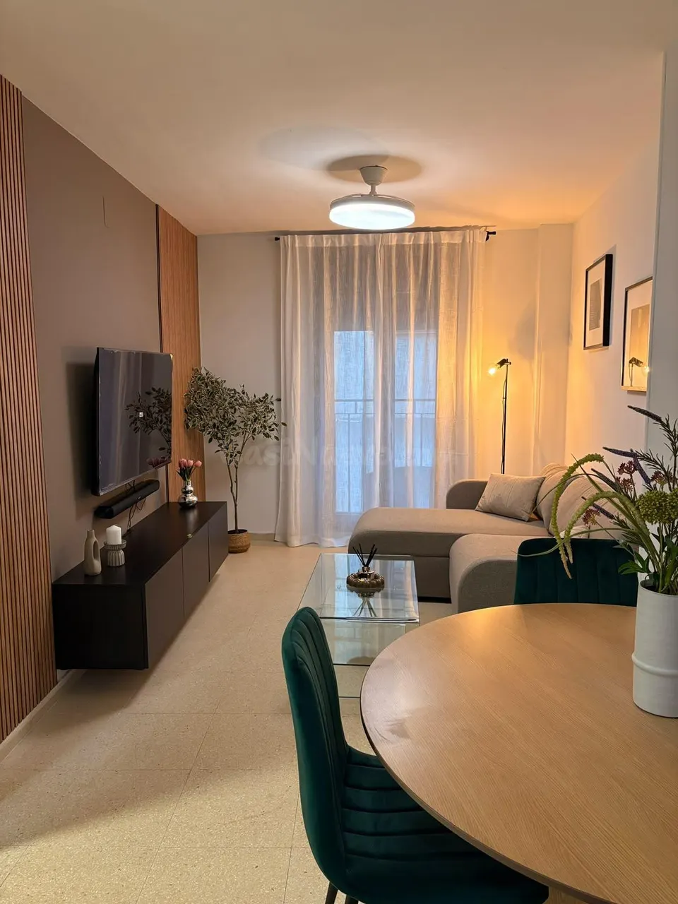 APARTAMENTO REFORMADO CON GARAJE