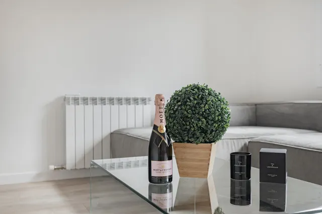EXCLUSIVO PISO DE 153m2 CON 5 DORMITORIOS — 6