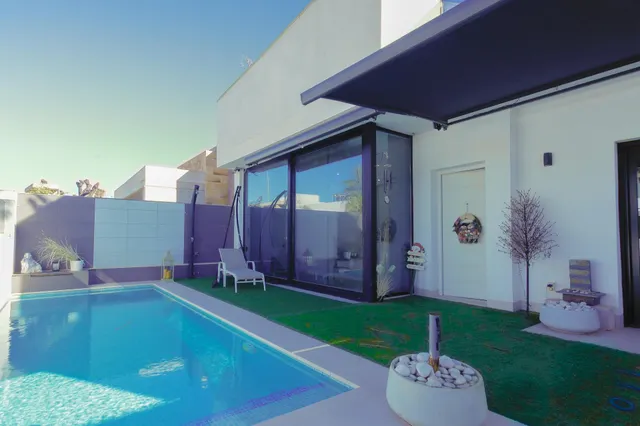 SE ALQUILA POR TEMPORADAS VILLA EN SANTIAGO DE LA RIBERA + PISCINA (SAN PEDRO DE PINATAR) — 31