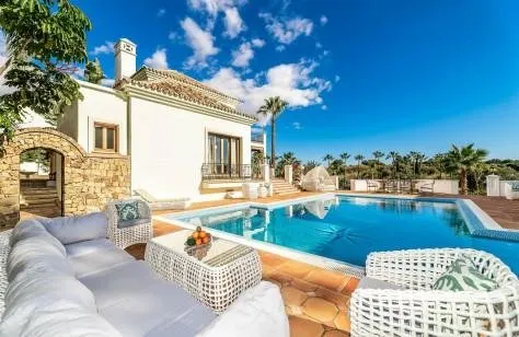 GRAN URBANIZACIÓN EN EL PARAÍSO ALTO CON VISTAS AL MAR — 21