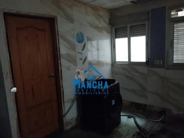 *140.00€* inmobiliaria la mancha vende piso en zona franciscanos de Albacete — 11