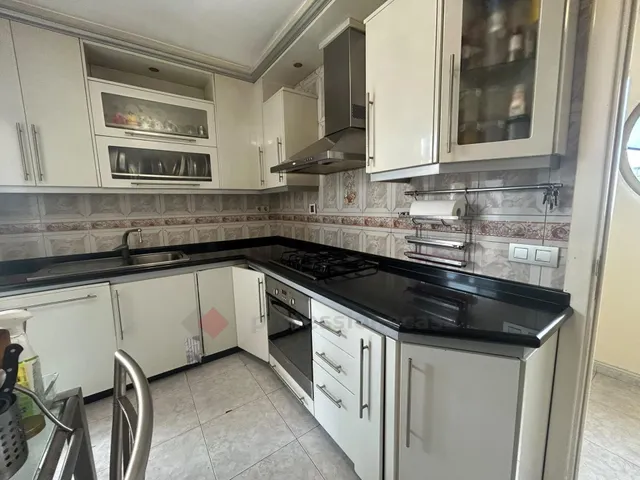 Amplio apartamento de 3 dormitorios en el corazón de Playa del Inglés – Residencial Avenida — 8