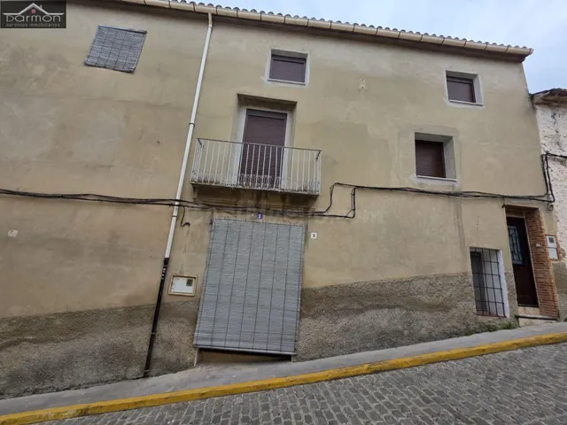 Encantadora Casa Reformada en Castello de Rugat - foto 2