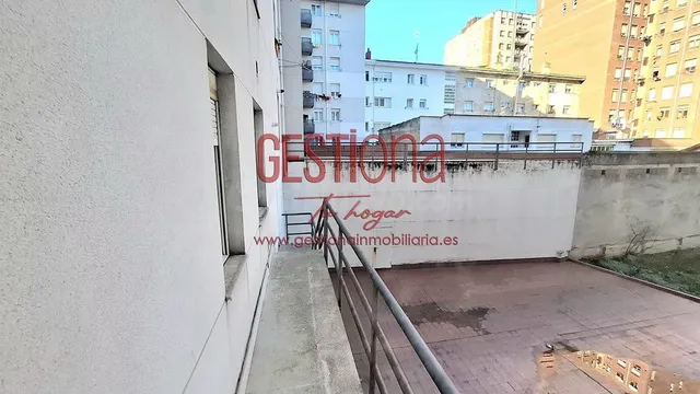 OPORTUNIDAD INVERSORES!!!. LOCAL COMERCIAL EN EL CENTRO DE M - foto 5