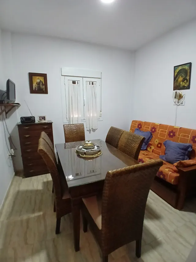 VIVIENDA INDEPENDIENTE CON TERRENO — 11