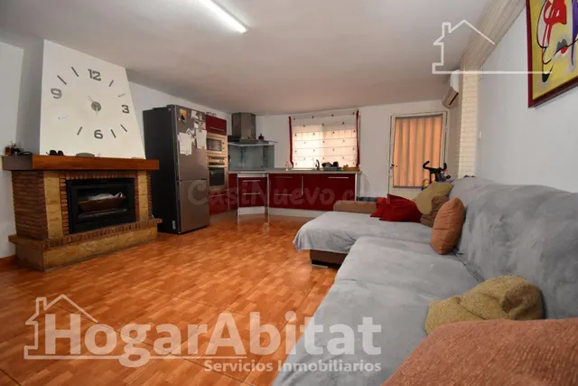 GRAN CASA CON TERRAZA TOTALMENTE REFORMADA - foto 5
