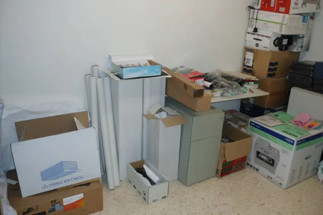 Bajo Comercial C/ Enric Valor-Ontinyent — 6